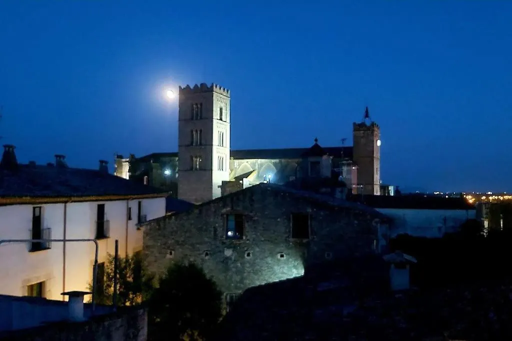 카스테요 뎀푸리에스 The Blue House Of The Costa Brava Arlet S Corner 아파트